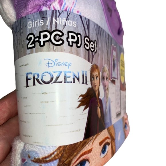 Disney Frozen ll Elsa & Anna Stronger Together Girls Pajama Set size 10/12 - Picture 10 of 12